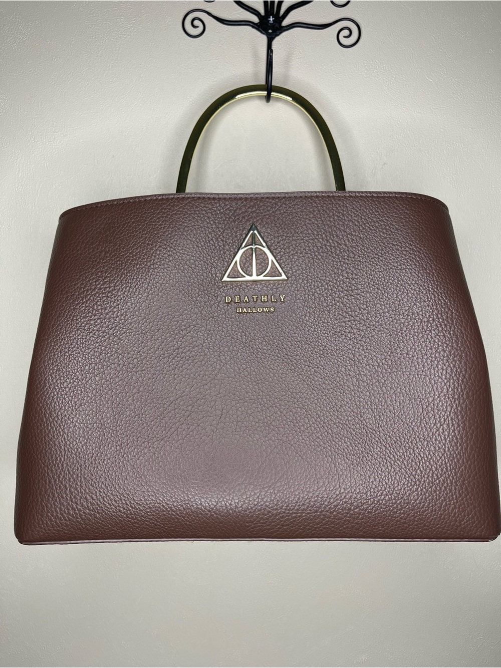 Loungefly Harry Potter Deathly Hallows Elder Wand brown pebble texture handbag